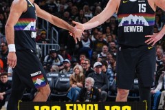 NBA常规赛掘金主场122-109轻取快船 约基奇复出砍31+12 哈登空砍25分
